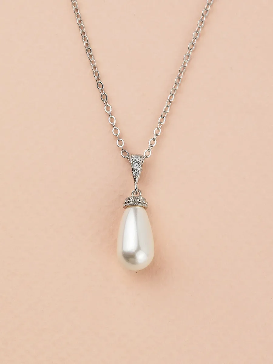 Classic Teardrop Pearl Pendant