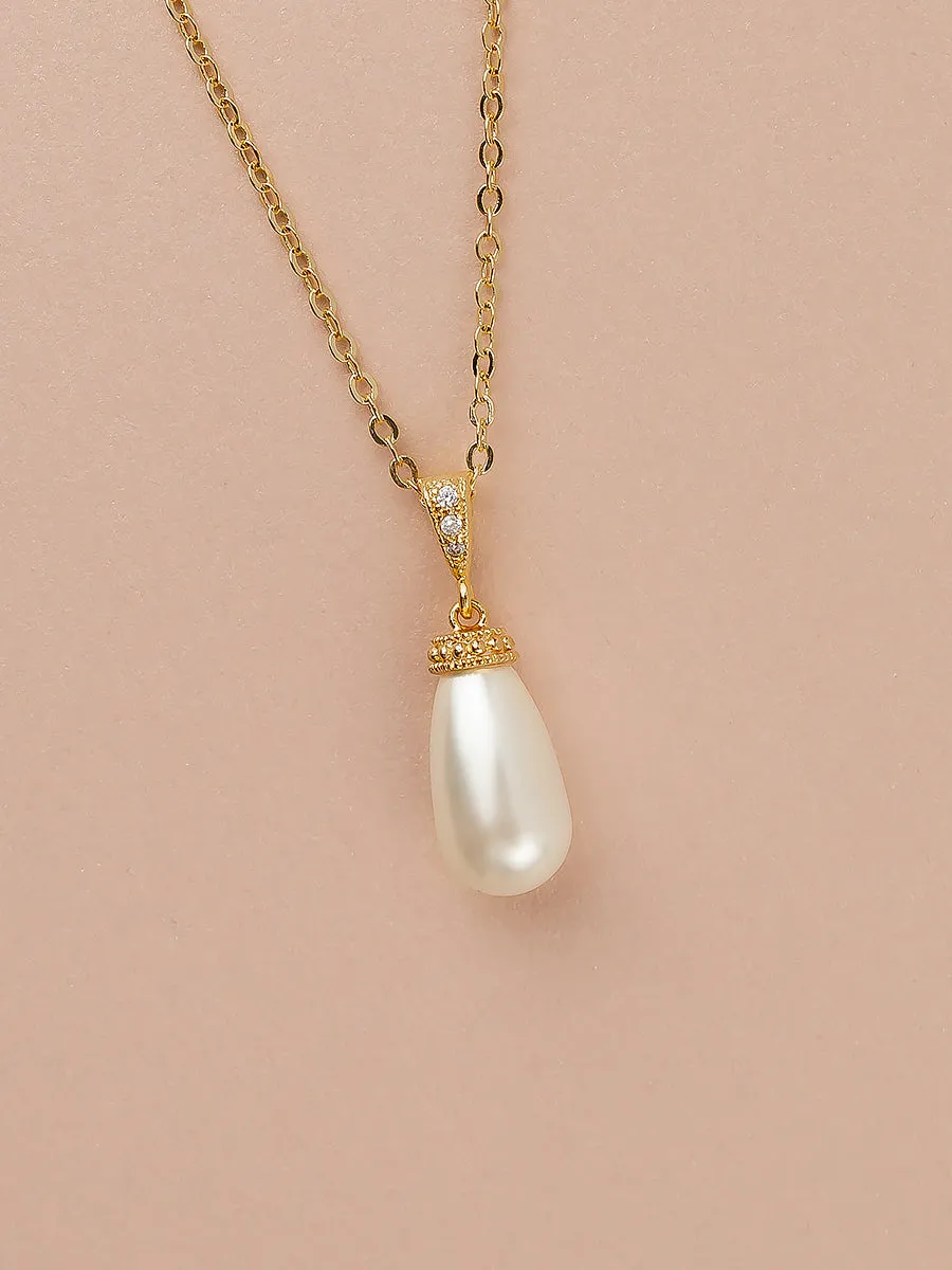 Classic Teardrop Pearl Pendant