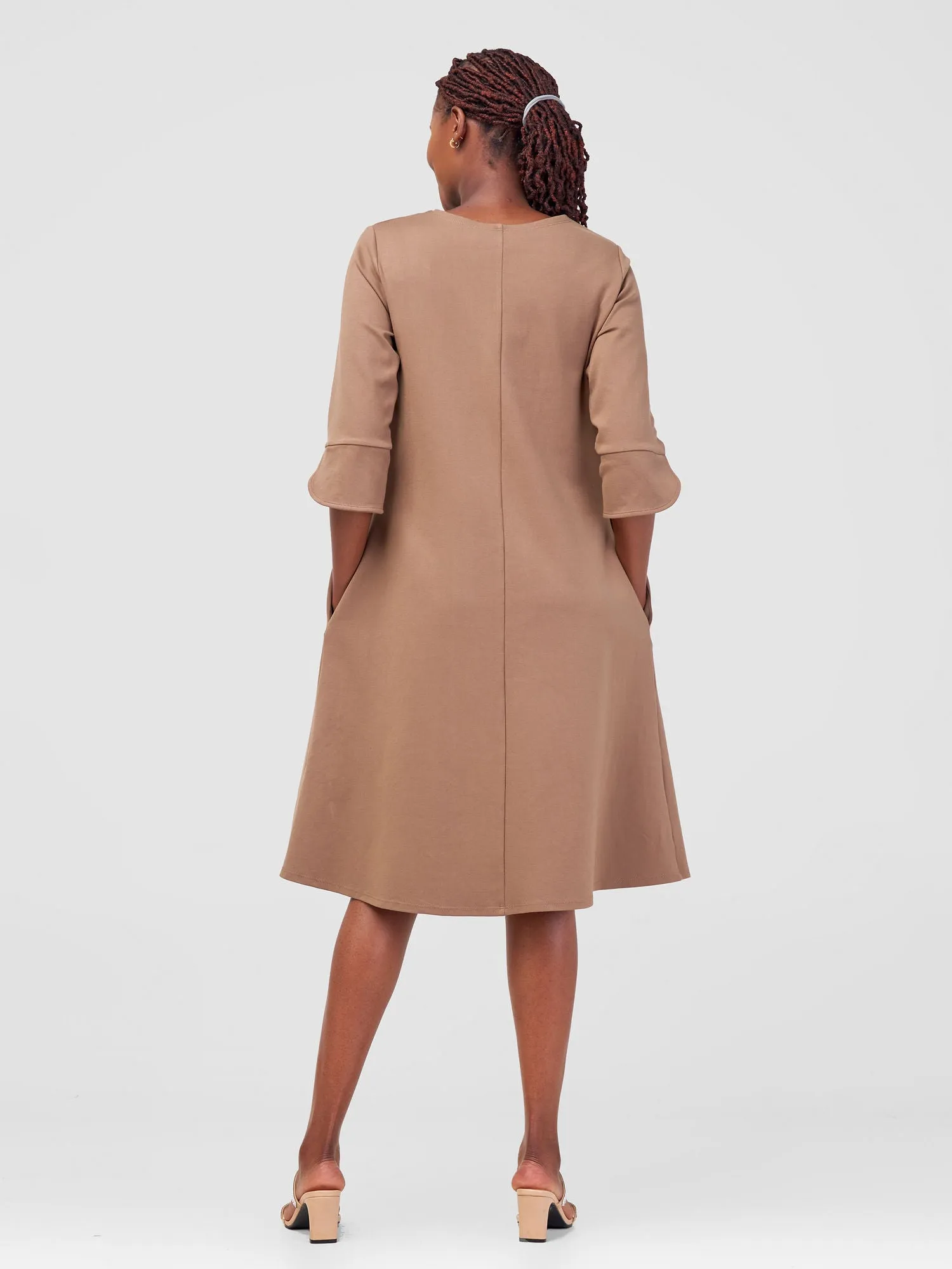 Vivo Zawadi Keyhole Dress - Taupe